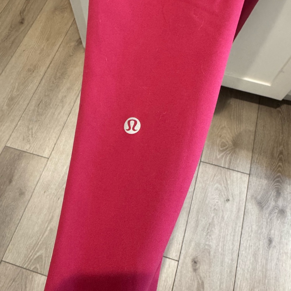 Lululemon wunder train with pockets Pomegranate Leggings - Picture 4 of 4